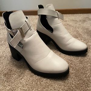 Women’s Clothes and shoes